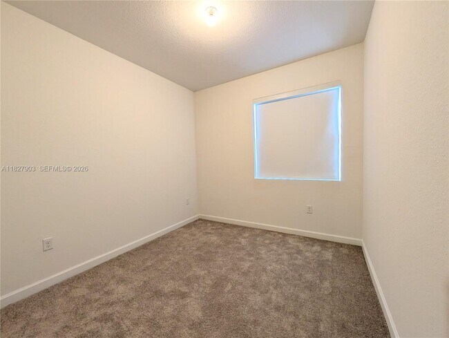 Building Photo - 1172 NW 1st Ter