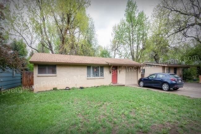Primary Photo - 3-Bedroom House Near City Park!