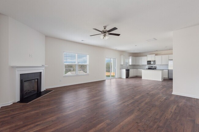 Building Photo - 112 Kaley Ln