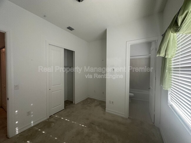 Building Photo - 11718 Ct-13