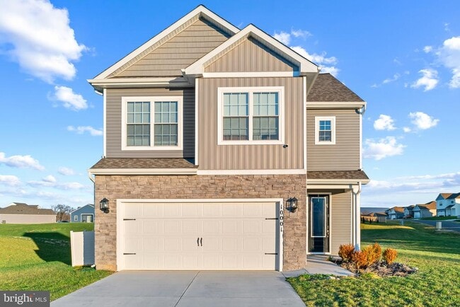 Building Photo - 10001 Maids Fancy Way