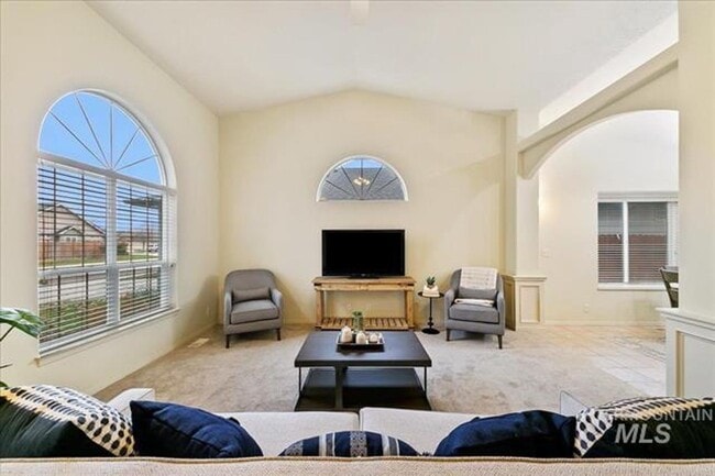 Building Photo - Gorgeous 4 bed 3 Bath Home Located in Meridian