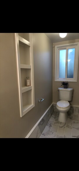 Building Photo - 1280 38th Ave