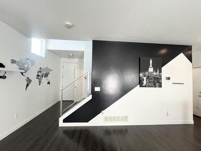 Building Photo - 3546 Terra Sol Dr