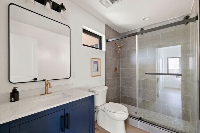 Building Photo - Stunning brand new construction, modern lu...