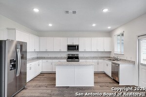 Building Photo - 1648 Viola Ln