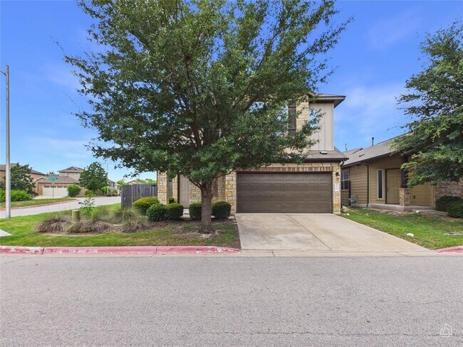 Building Photo - 9310 Tanager Way