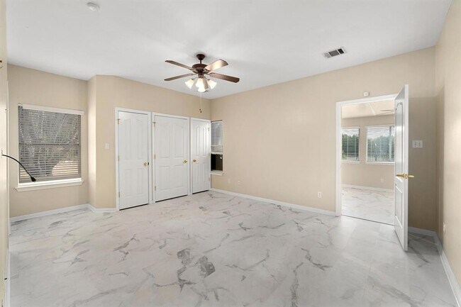 Building Photo - 1021 Westland Ridge Rd