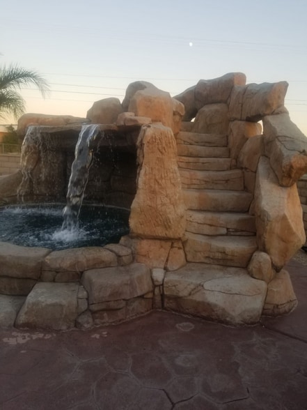 Building Photo - 9149 Croce Dr