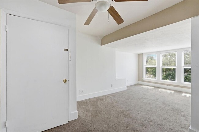 Building Photo - 104 N Clyde Ave