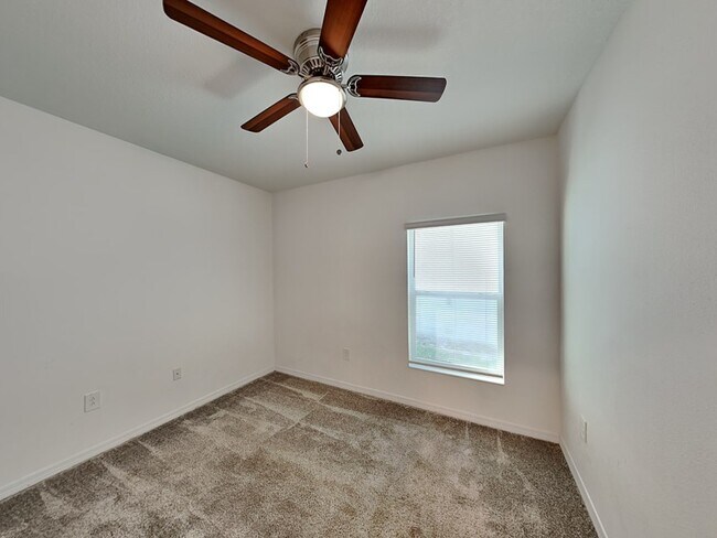 Building Photo - 4273 Babbling Brook Wy