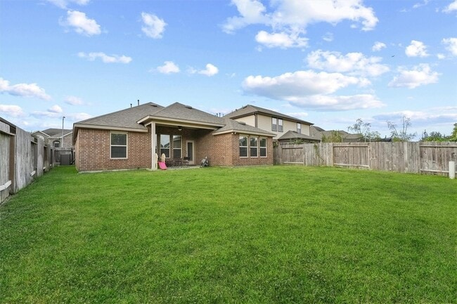 Building Photo - 18118 Golden Falls Ln