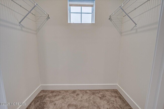 Building Photo - 2206 Pilot St