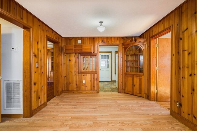 Building Photo - 1807 Orchard Ln