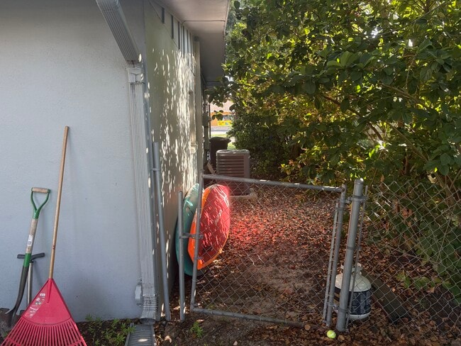 Building Photo - 788 San Christopher Dr