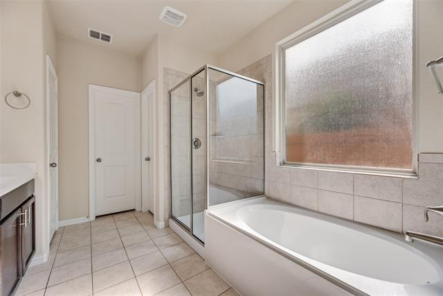 Building Photo - 16417 Stillhouse Hollow Ct