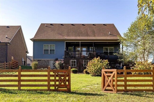 Building Photo - 413 Adalynn Cir