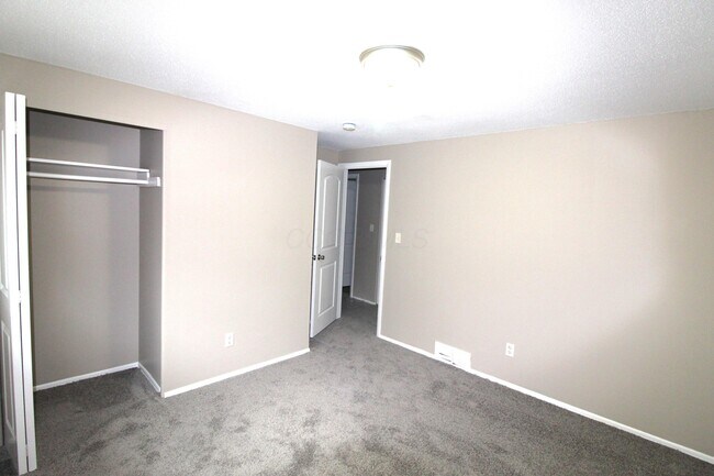 Building Photo - 2514 Lipton Rd