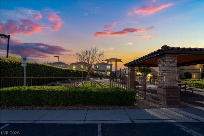 Building Photo - 9526 Vega Carpio Ave