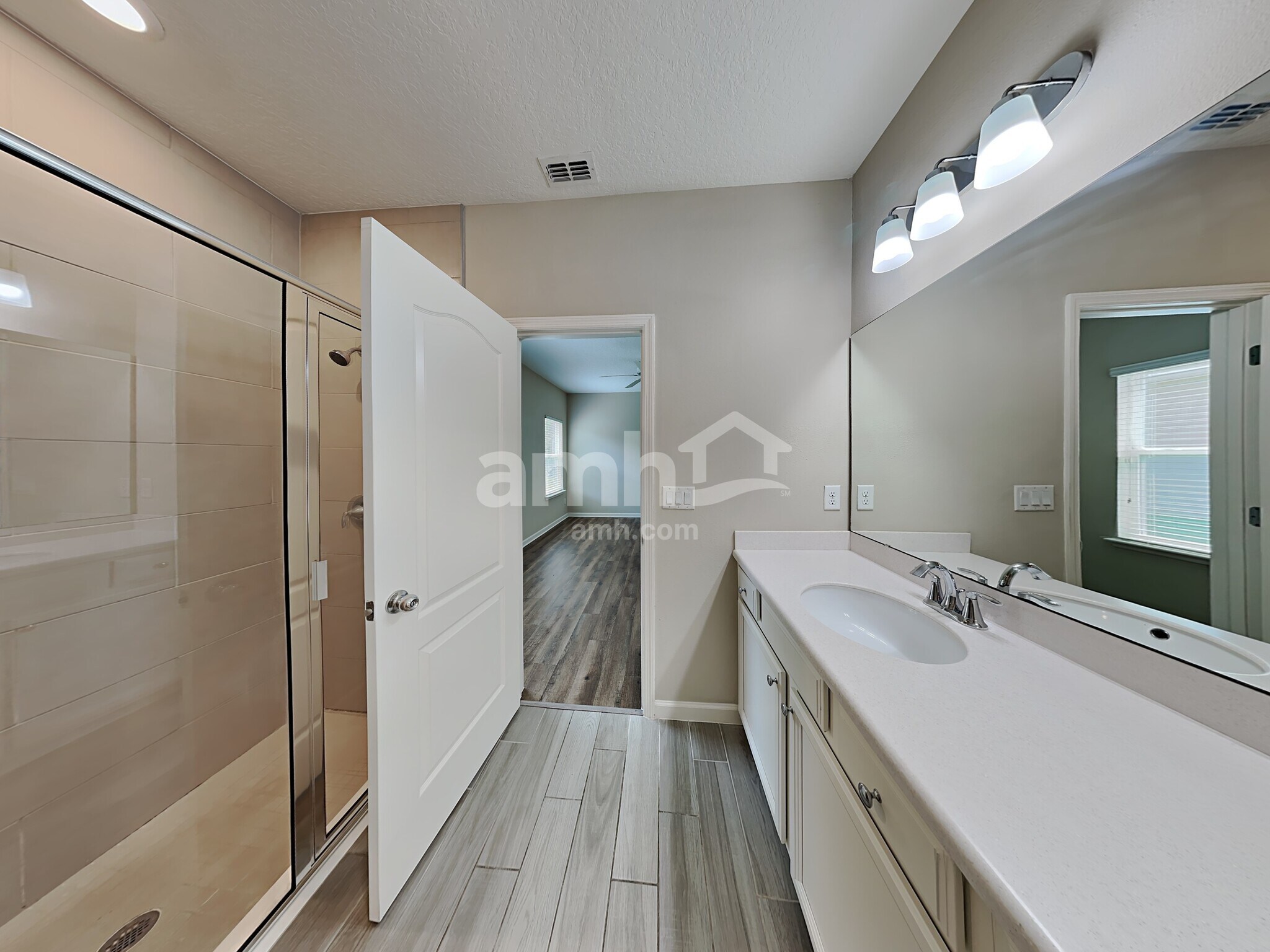 Building Photo - 16173 Alison Creek Dr