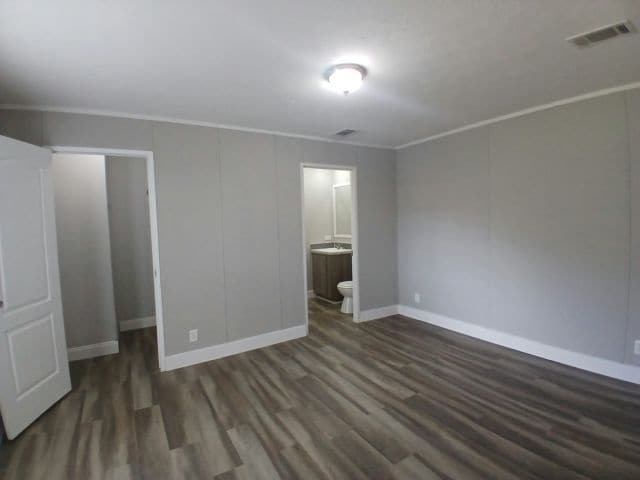 Building Photo - 1978 Scranton Ave