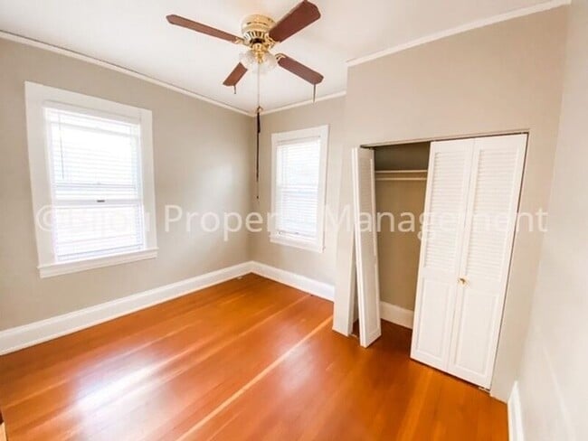 Building Photo - 311 E Del Norte St