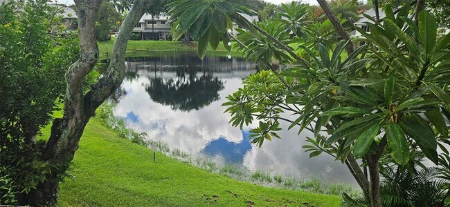 Building Photo - 2262 Discovery Cir W