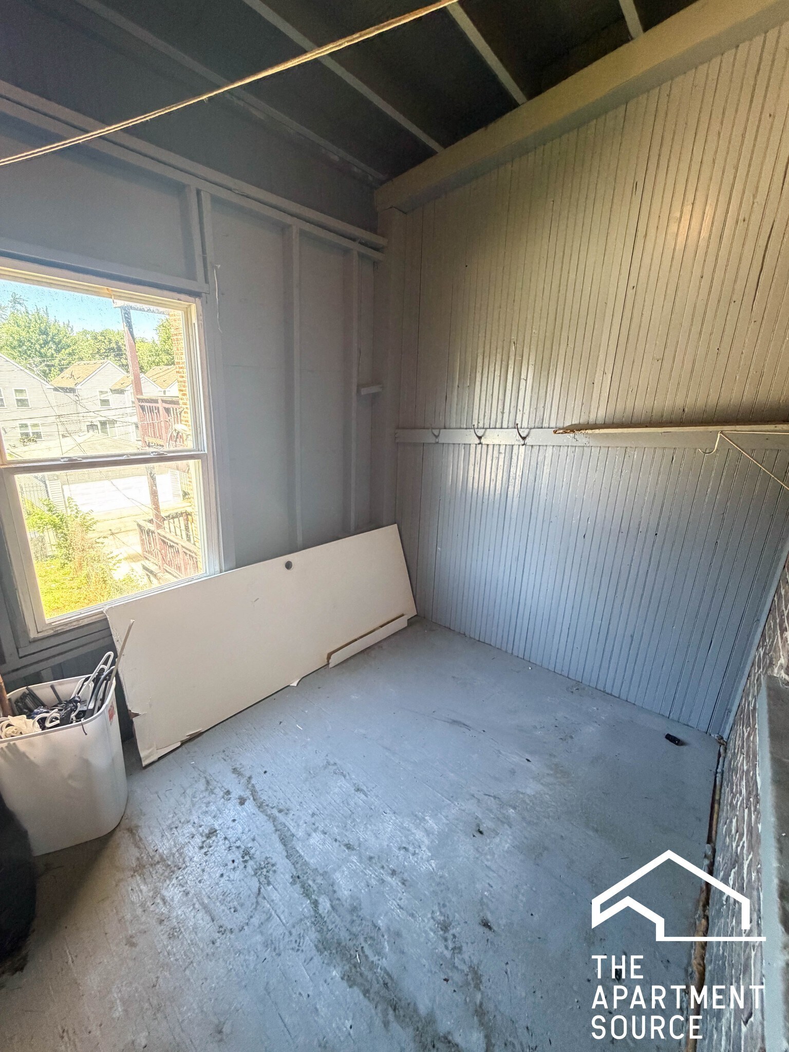 Building Photo - 1426 S Avers Ave
