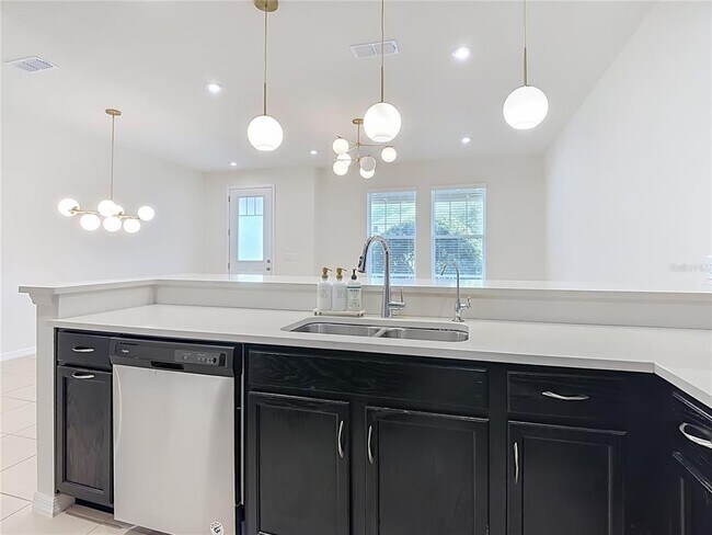 Building Photo - 2437 Varenna Loop