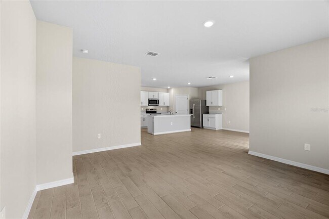 Building Photo - 25222 Cadiz Dr