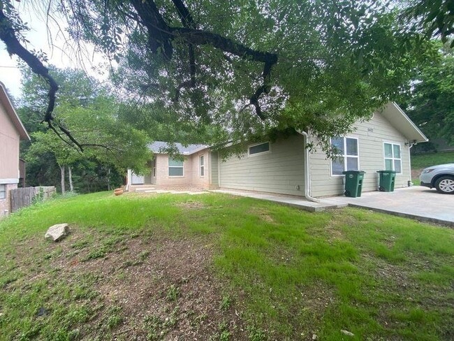 Building Photo - 6402 Auburn Dr