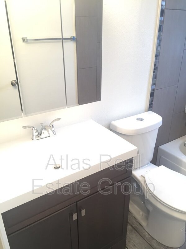 Building Photo - 602 South St