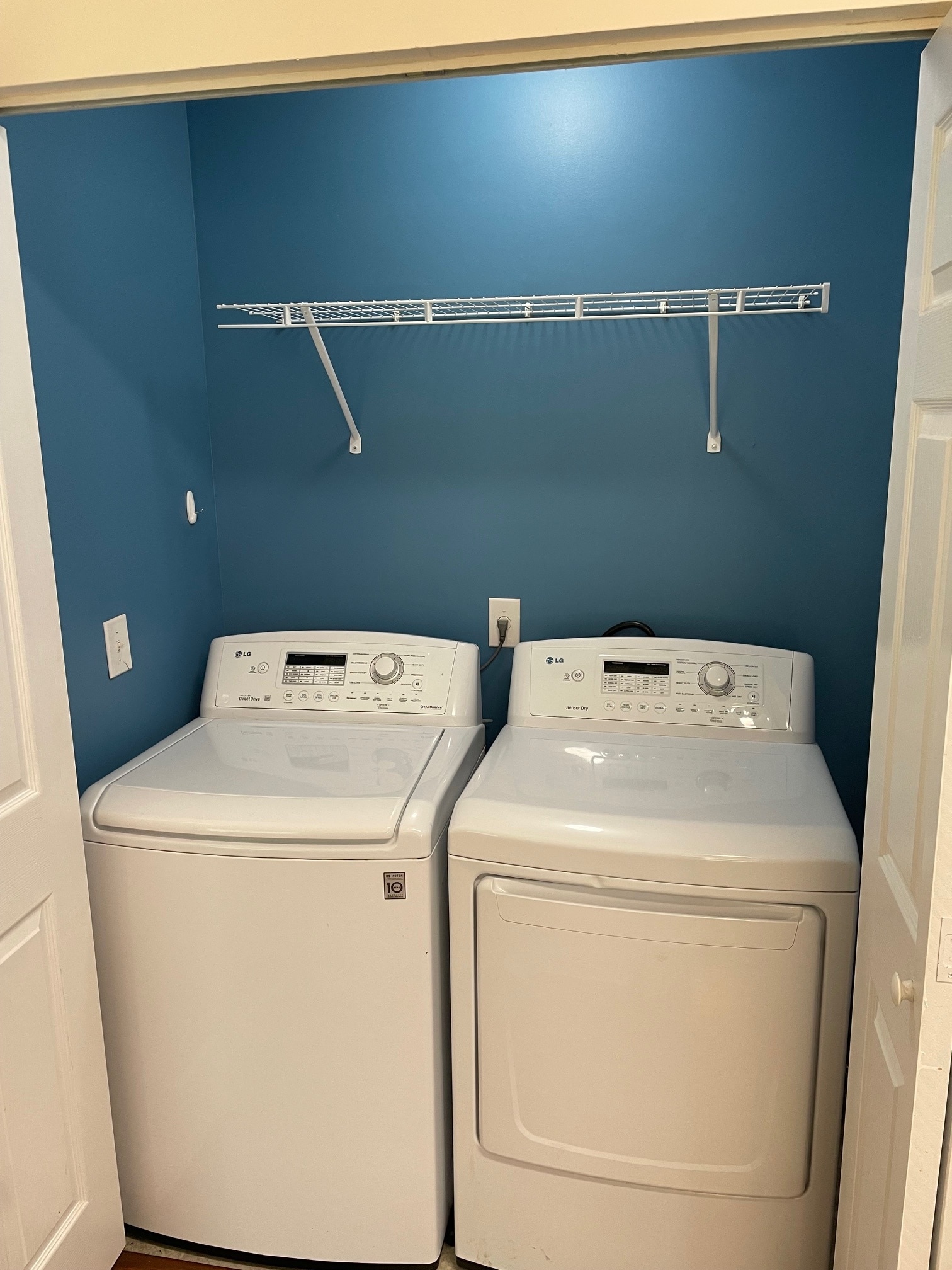 Building Photo - 356 Bellegrove Dr