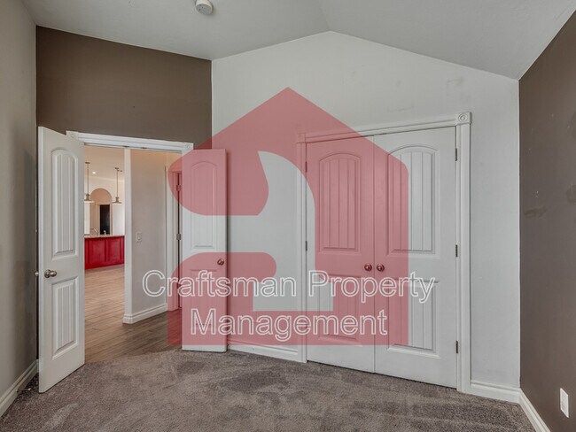 Building Photo - 3413 Huron Cir