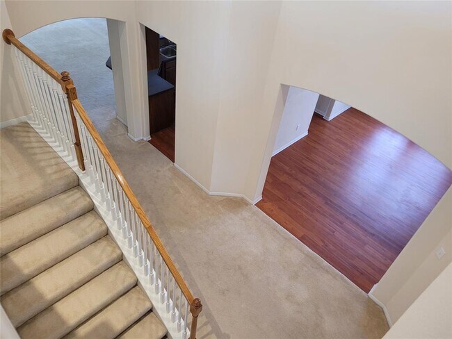 Building Photo - 6619 Halcyon Days Dr