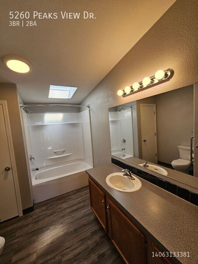Building Photo - 5260 Peaks View Dr