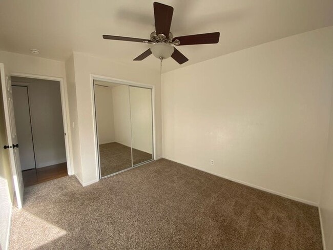 Building Photo - 1947 Henshaw Ave