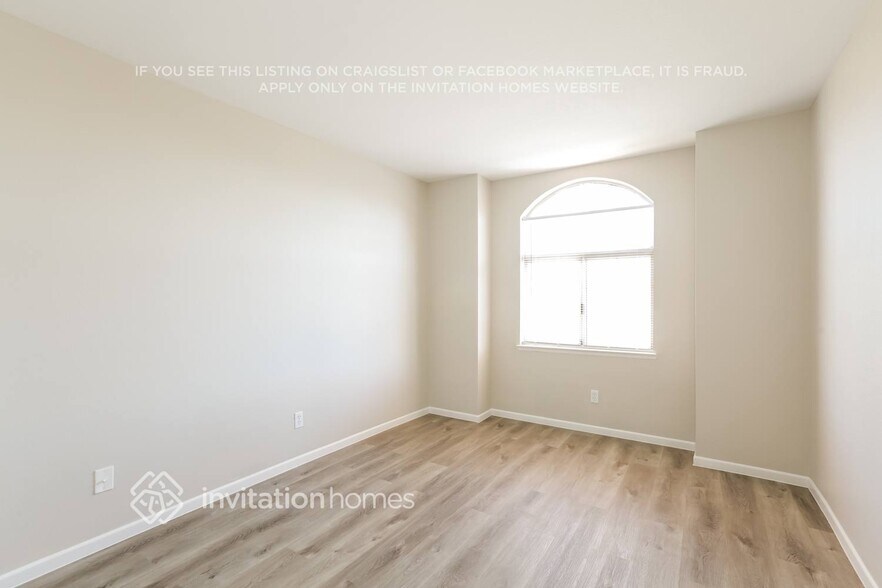 Building Photo - 3053 Reef View St