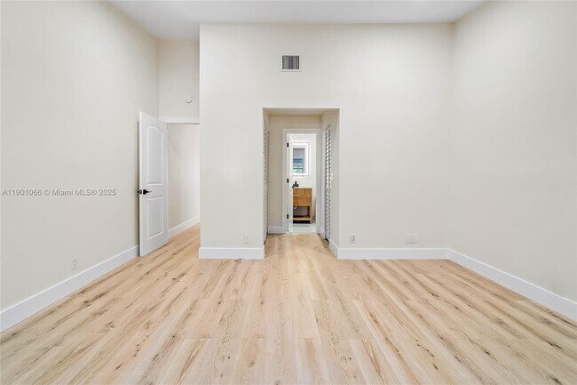 Building Photo - 11551 Royal Palm Blvd