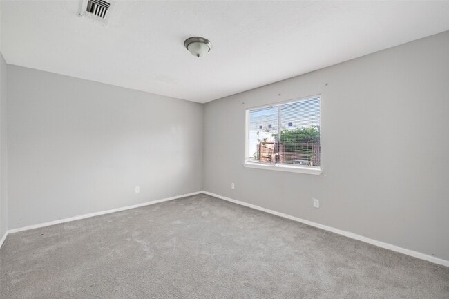 Building Photo - 8203 Lone Quail Dr