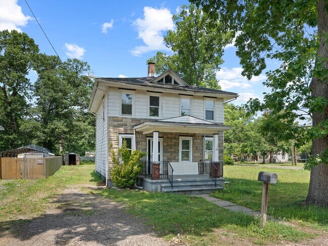 Building Photo - Updated 3-Bedroom Home with Spacious Yard in Hainesport