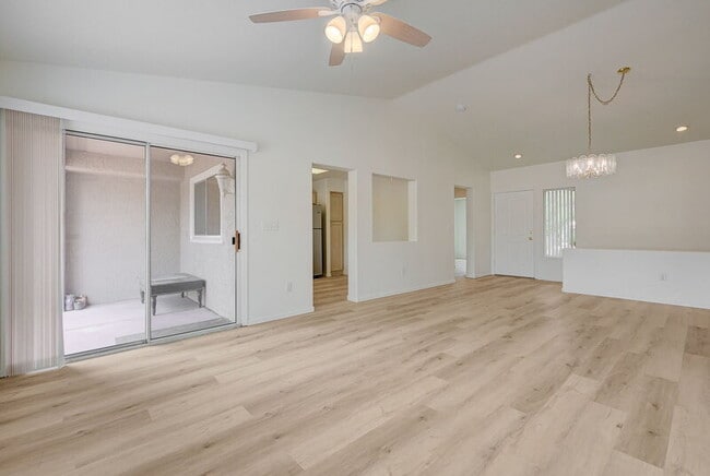 Building Photo - 2613 Breakers Creek Dr