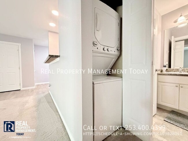 Building Photo - 2609 S 272nd St