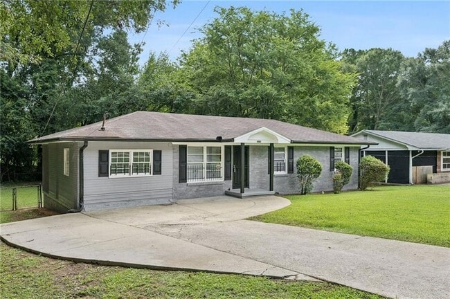 Primary Photo - 3036 Will Rogers Pl SE