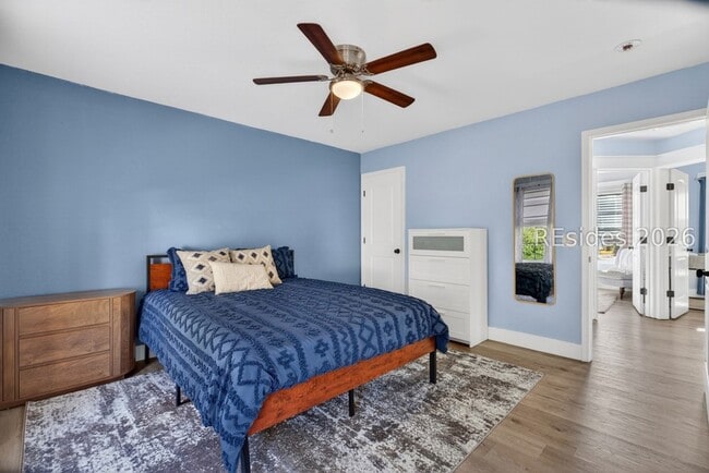 Building Photo - 225 University Pkwy