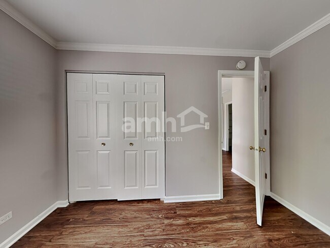Building Photo - 2346 N Masters Ln