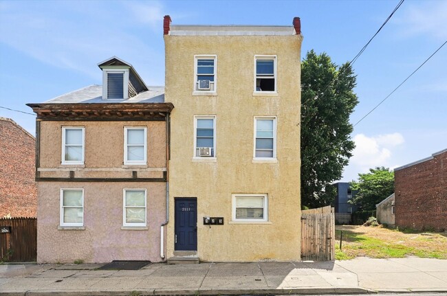 Building Photo - 2111 Orthodox St