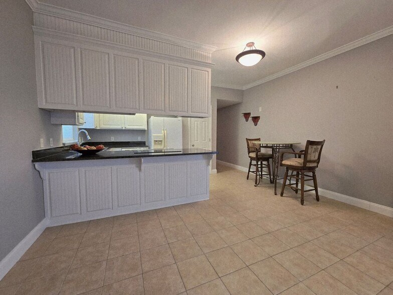 Building Photo - 1120 15th St