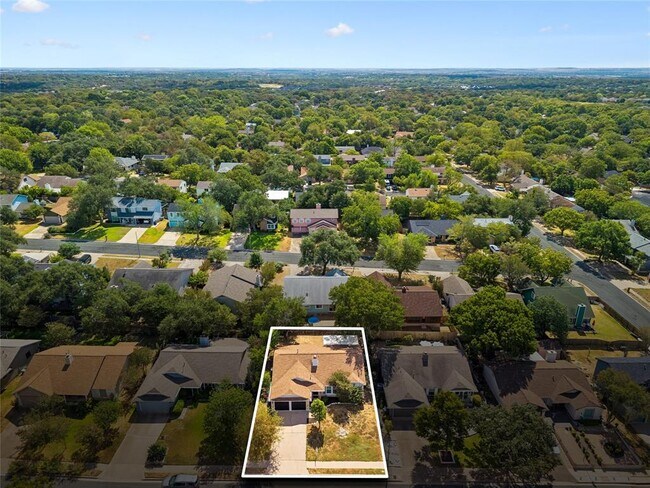 Building Photo - 7901 Seminary Ridge Dr