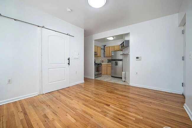 Building Photo - 537 W 133rd St